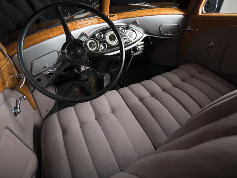 1933 Pierce-Arrow - Image 5 of 31