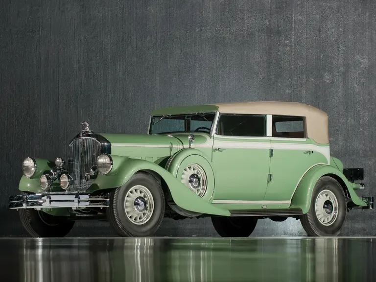 1933 Pierce-Arrow - Image 2 of 24