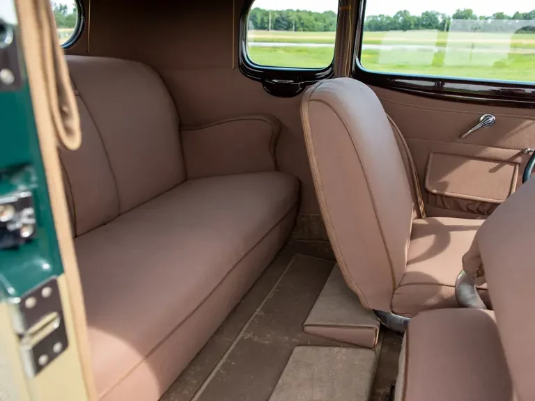 1933 Pierce-Arrow - Image 24 of 31
