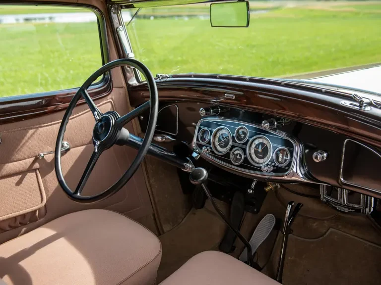 1933 Pierce-Arrow - Image 12 of 31