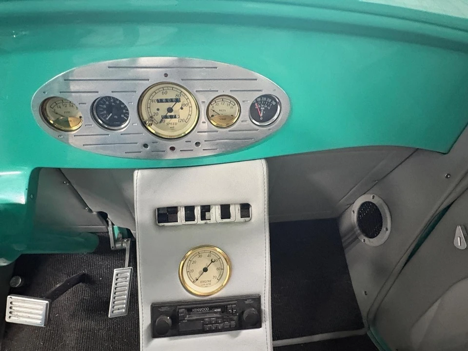 1933 Plymouth Deluxe & Special Deluxe - Image 27 of 31