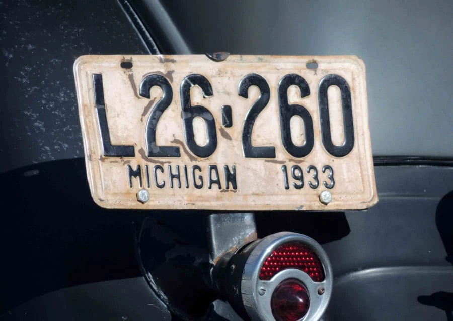 1933 Pontiac - Image 10 of 31
