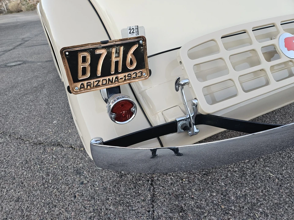 1933 Pontiac - Image 16 of 31