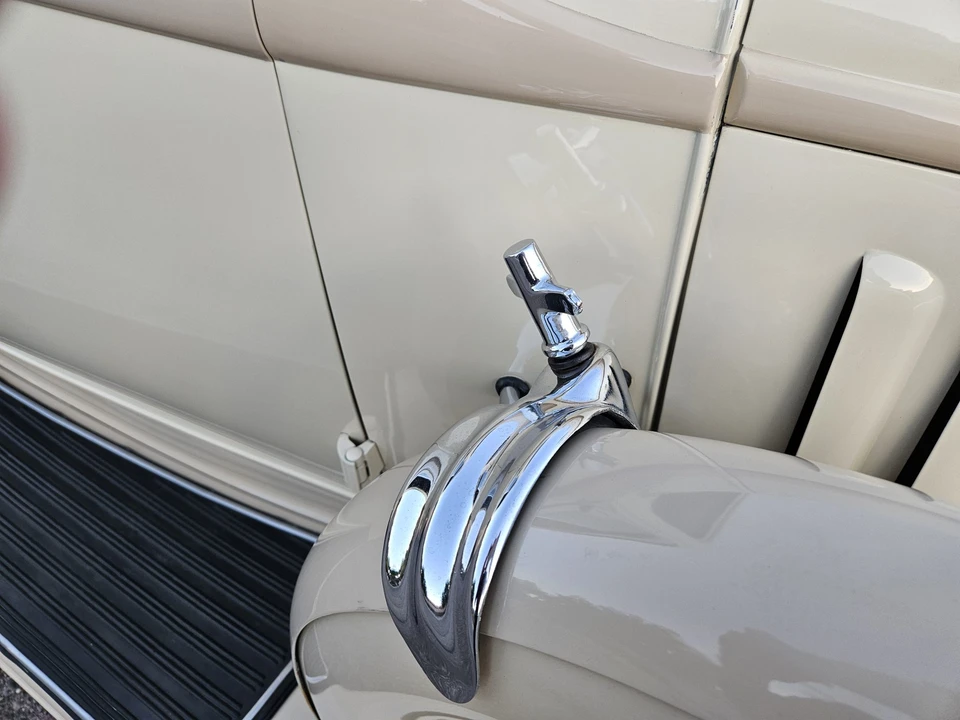 1933 Pontiac - Image 24 of 31
