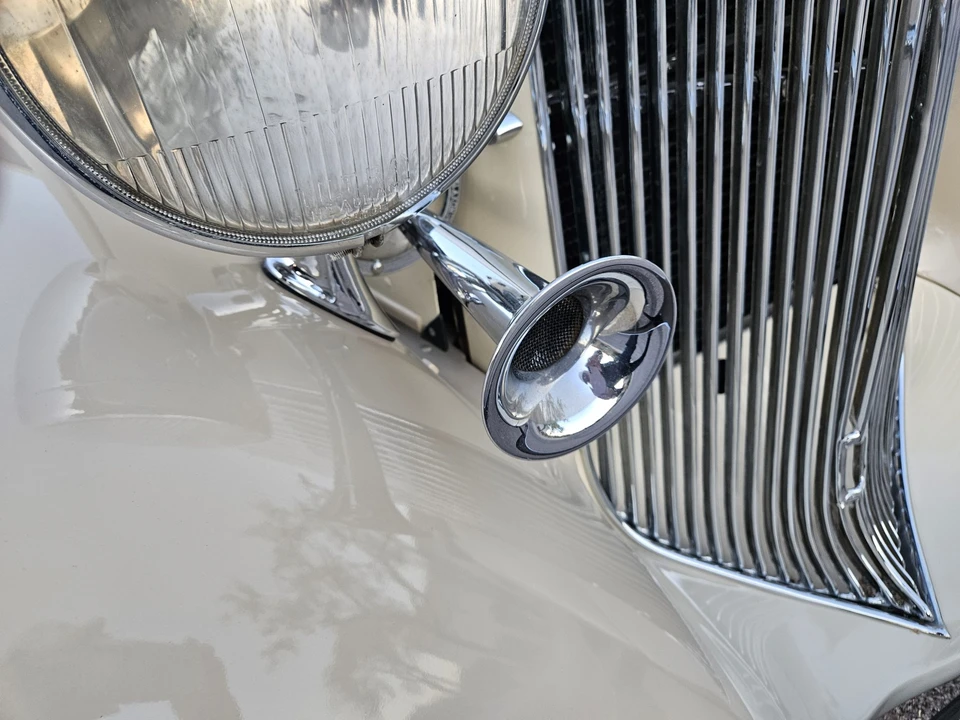 1933 Pontiac - Image 30 of 31