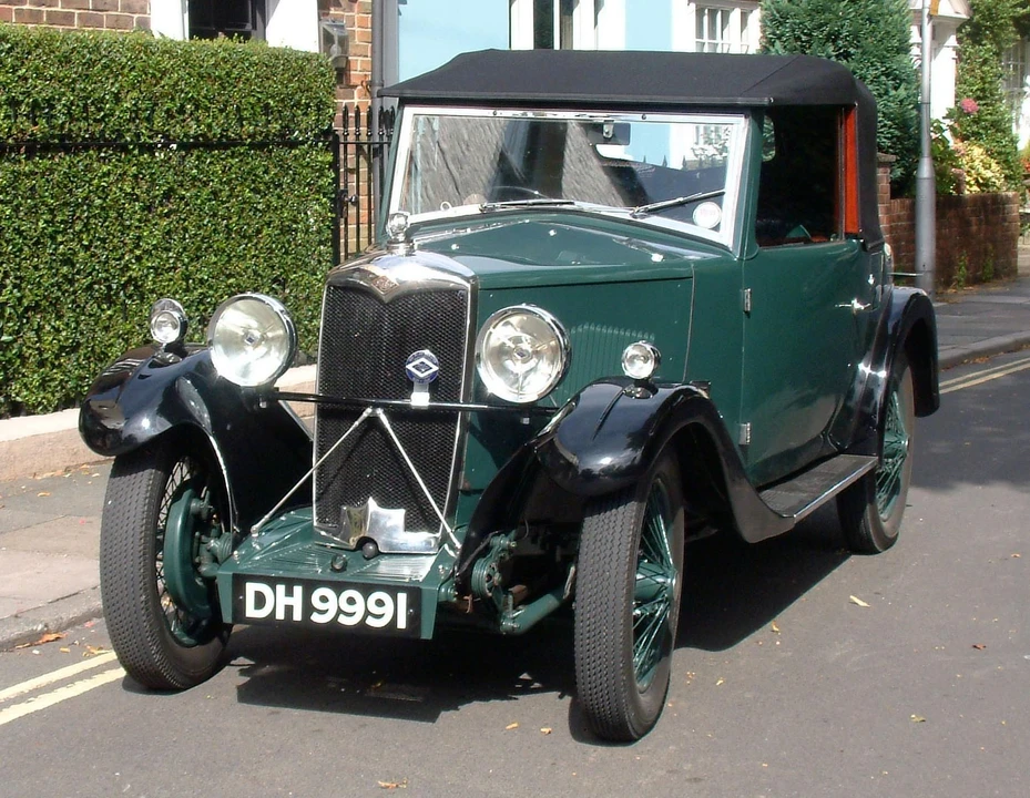 1933 Riley - Image 2 of 3