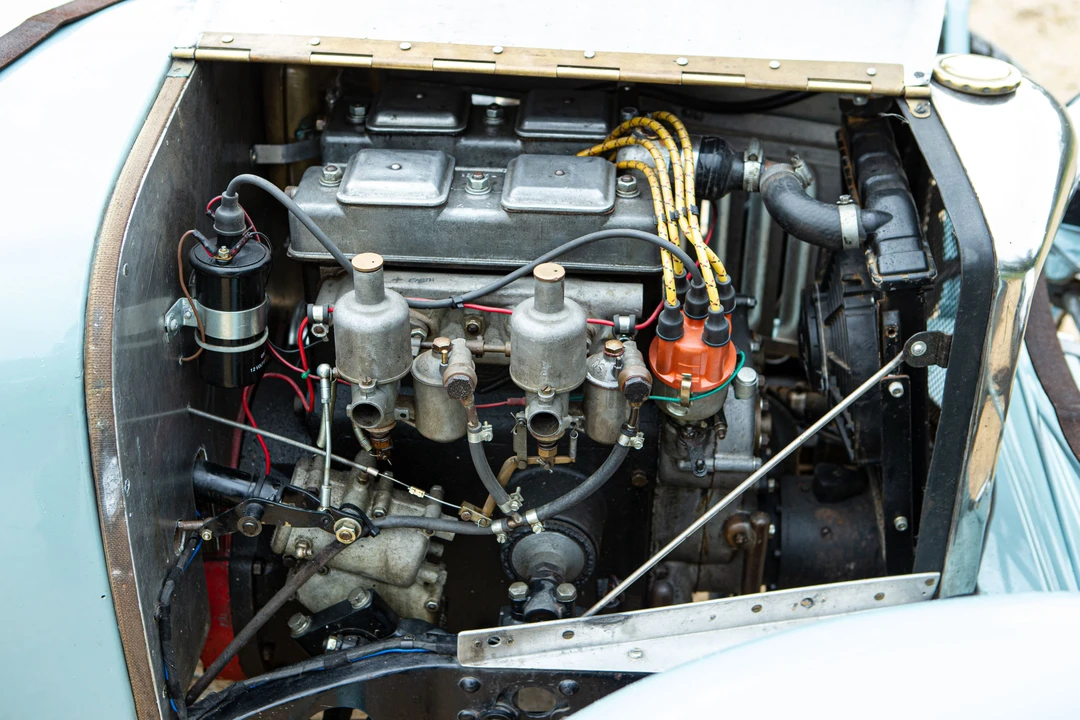 1933 Riley - Image 11 of 31
