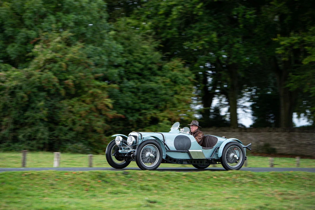 1933 Riley - Image 6 of 31