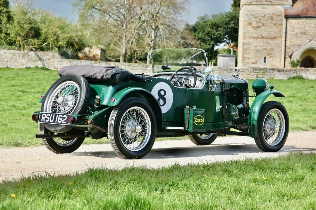 1933 Riley - Image 17 of 30