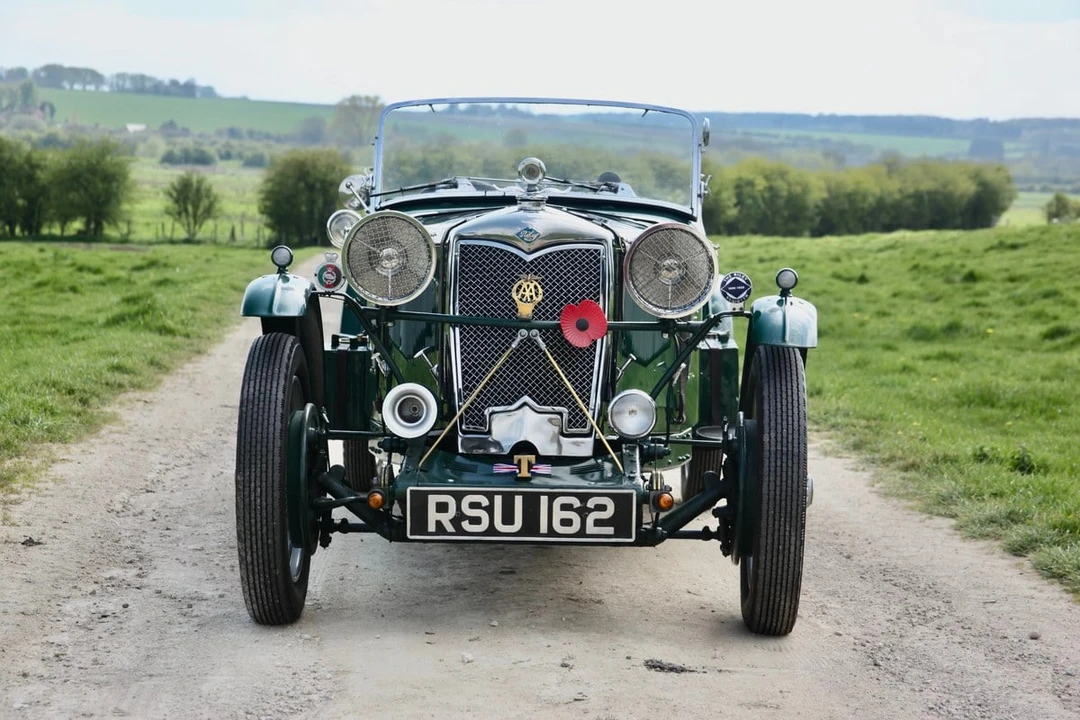 1933 Riley - Image 25 of 30