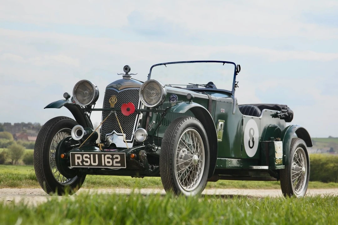1933 Riley - Image 2 of 30