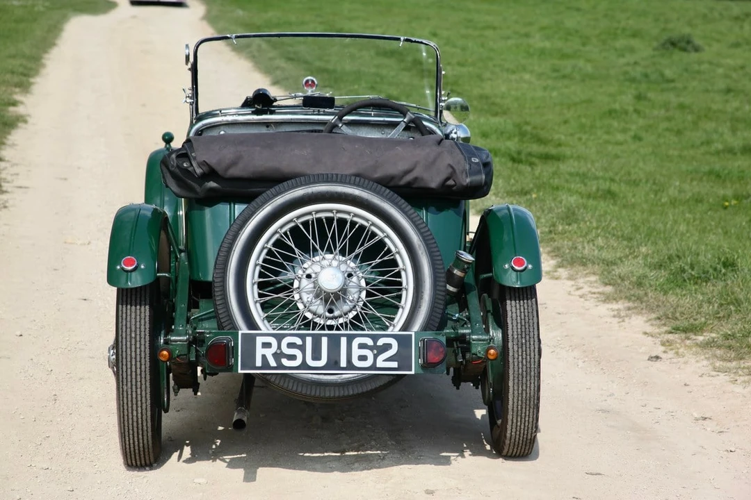 1933 Riley - Image 23 of 30