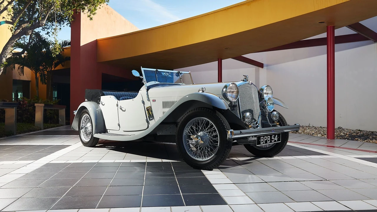 1933 Rover - Image 4 of 31