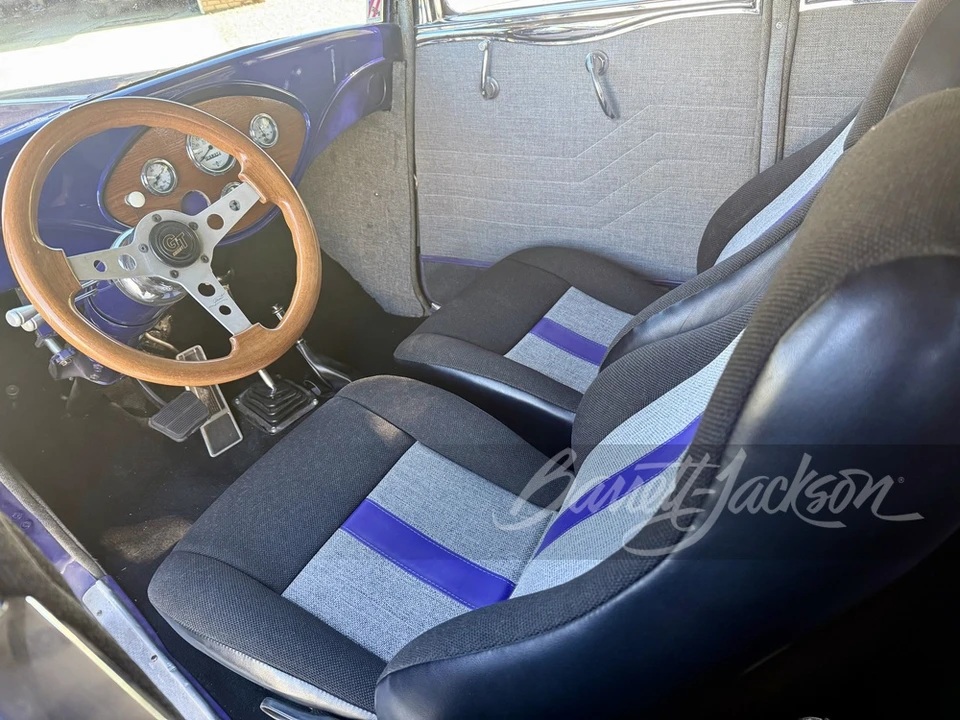 1933 Studebaker - Image 14 of 24