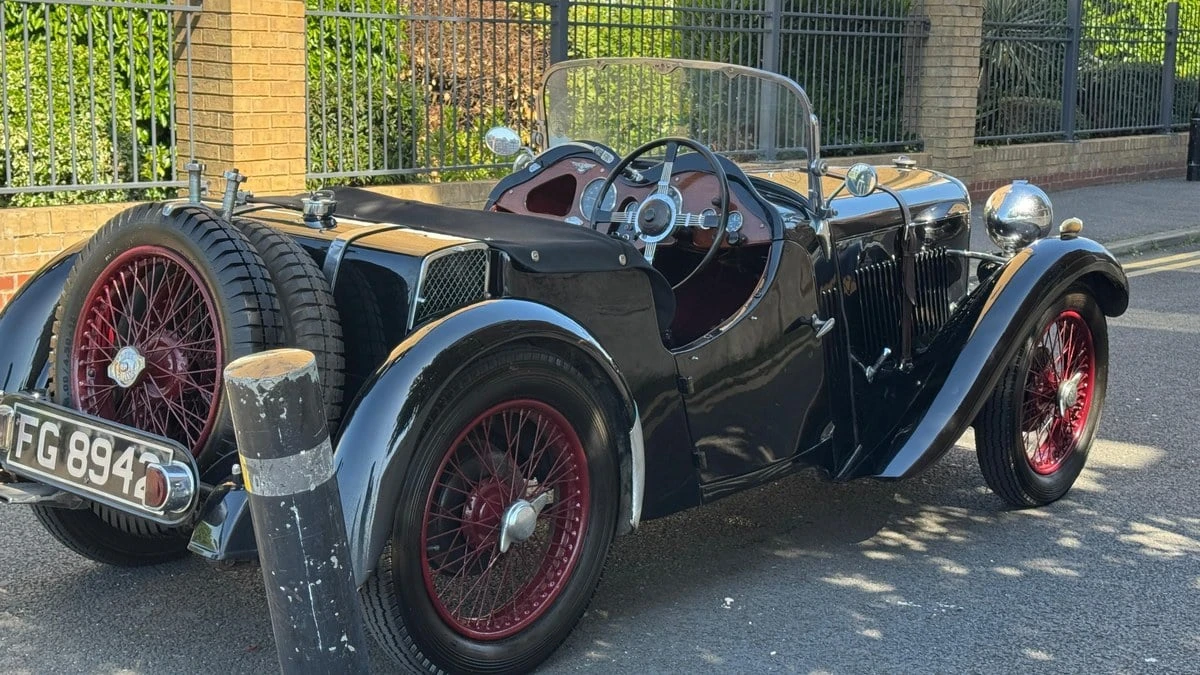 1933 Singer - Image 2 of 30