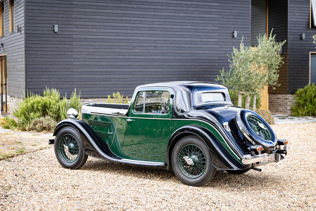 1933 Standard - Image 2 of 22