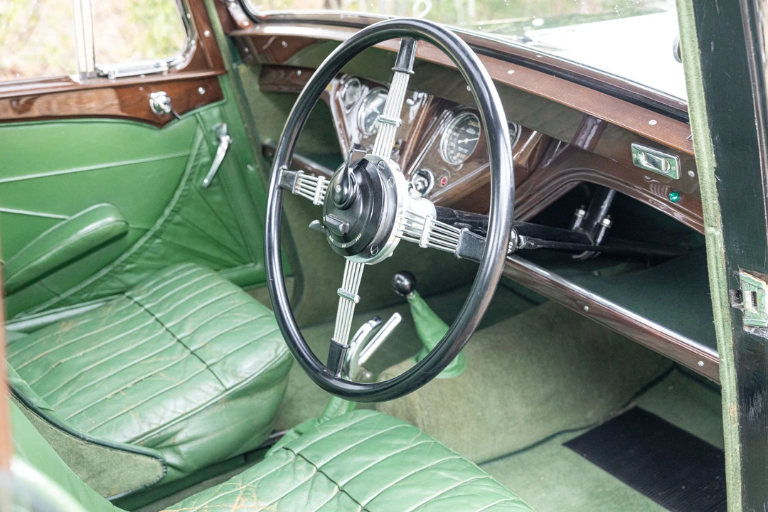 1933 Standard - Image 12 of 22