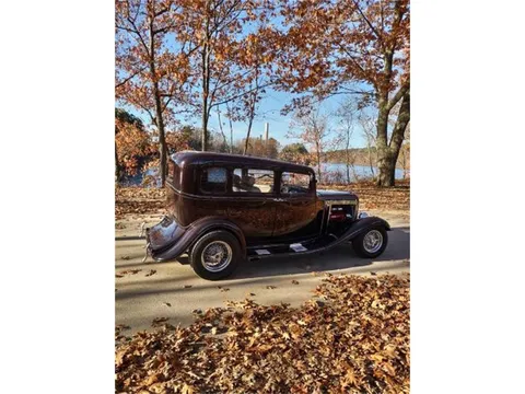 1933 Studebaker Custom Rockne