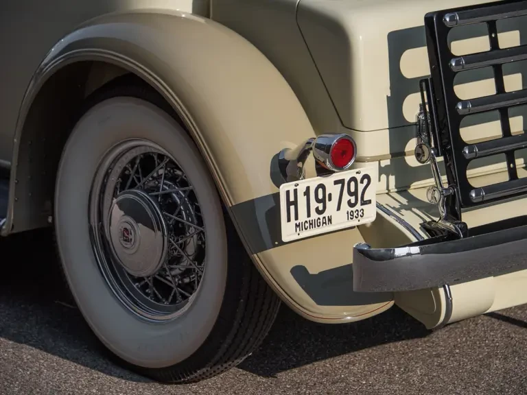 1933 Stutz Vertical Eight - Image 29 of 31