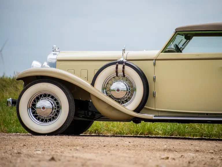 1933 Stutz Vertical Eight - Image 13 of 31