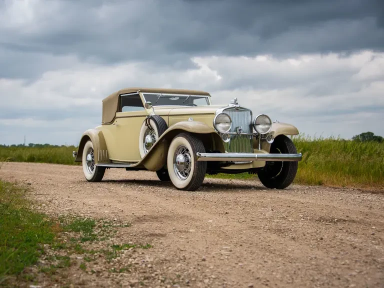 1933 Stutz Vertical Eight - Image 2 of 31