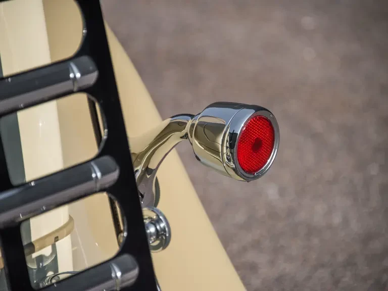 1933 Stutz Vertical Eight - Image 31 of 31