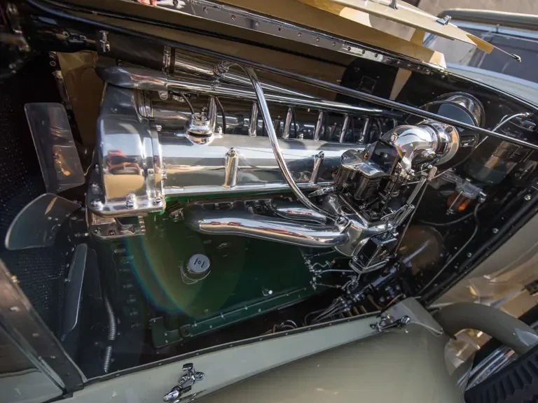 1933 Stutz Vertical Eight - Image 4 of 31