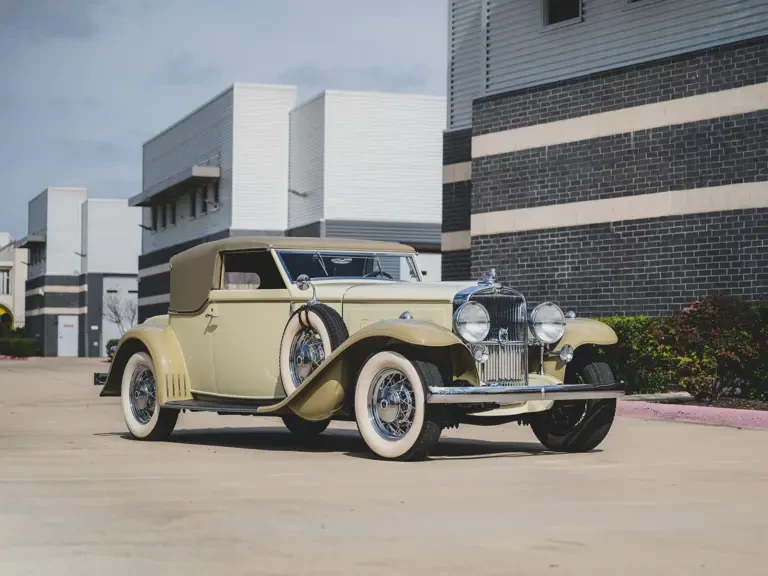 1933 Stutz Vertical Eight - Image 2 of 31
