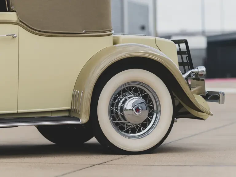 1933 Stutz Vertical Eight - Image 15 of 31