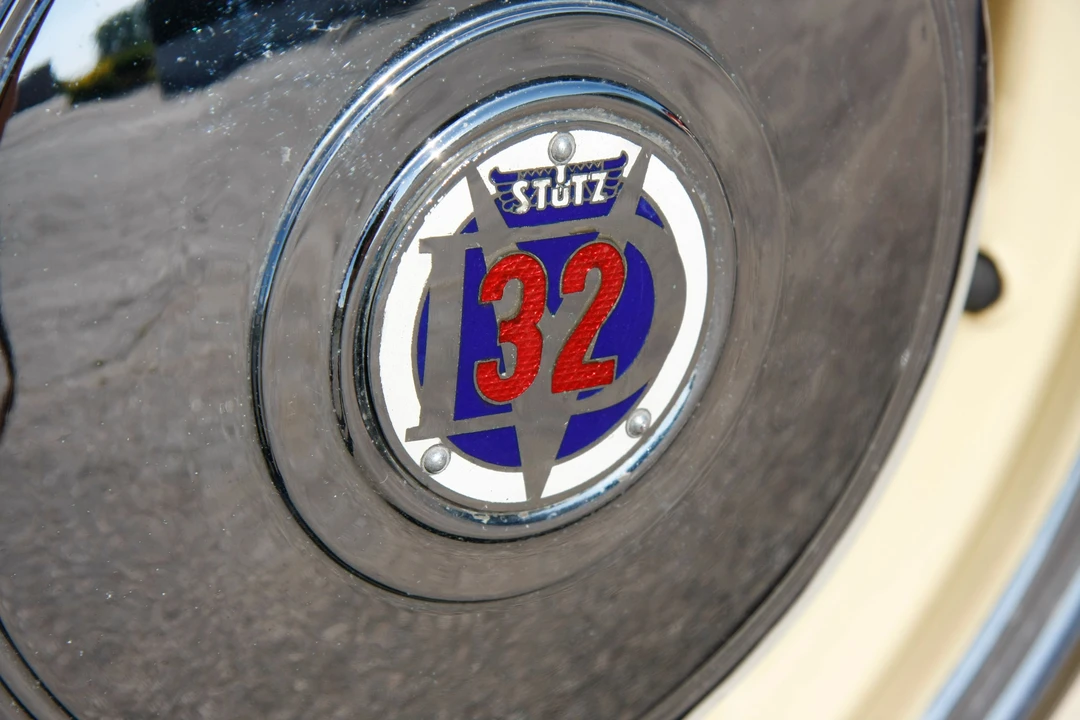 1933 Stutz Vertical Eight - Image 6 of 15