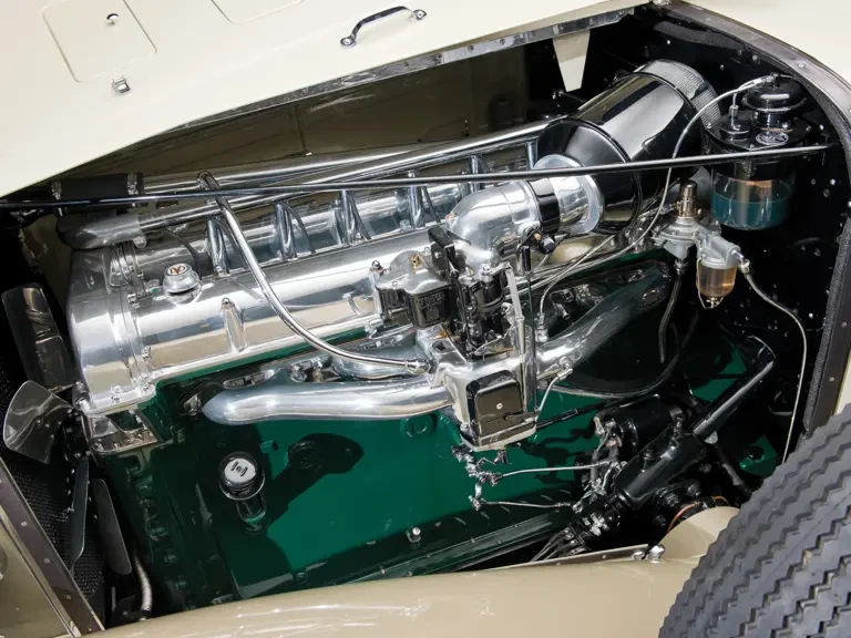1933 Stutz Vertical Eight - Image 5 of 24