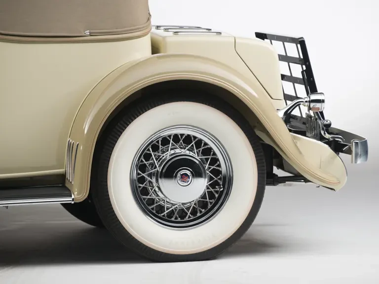 1933 Stutz Vertical Eight - Image 15 of 24