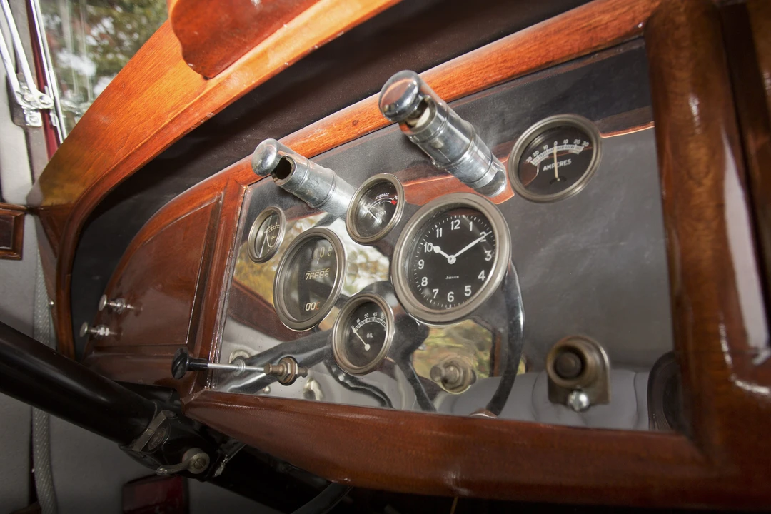 1933 Stutz Vertical Eight - Image 15 of 31