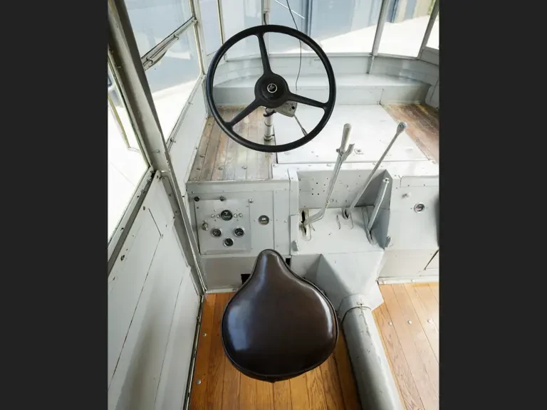 1933 Twin Coach - Image 11 of 25