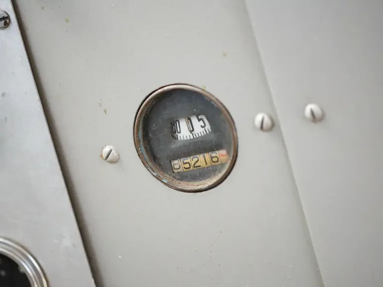 1933 Twin Coach - Image 13 of 25