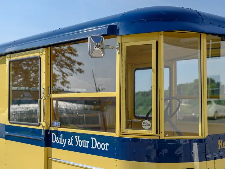 1933 Twin Coach - Image 30 of 31