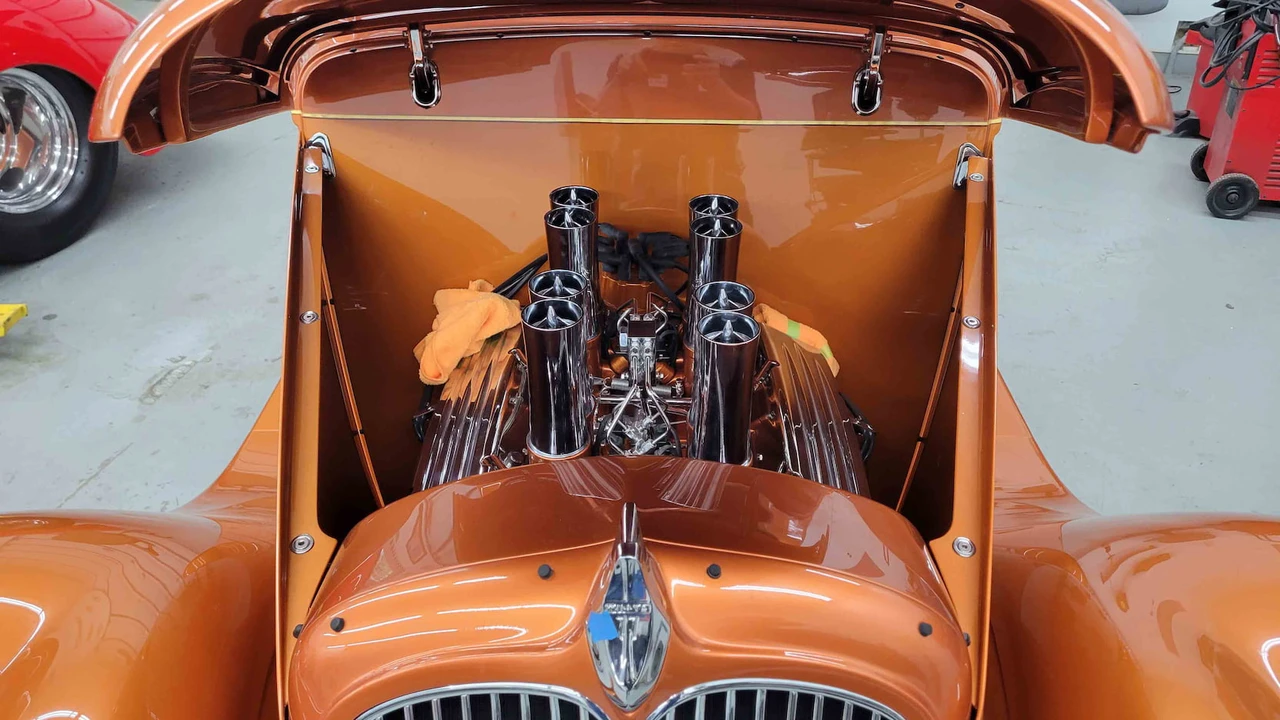 1933 Willys - Image 2 of 7