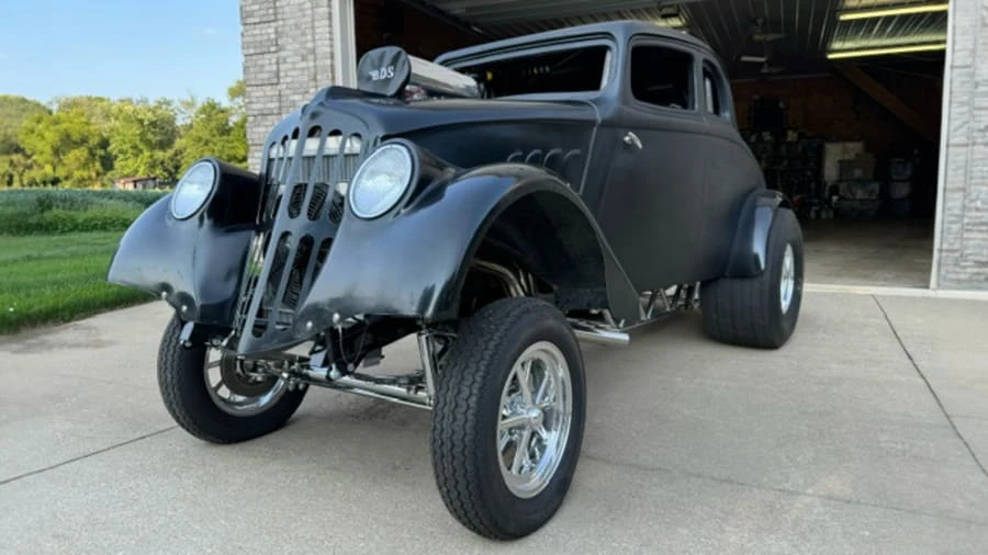 1933 Willys - Image 2 of 22