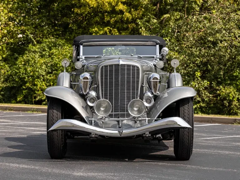 1934 Auburn Twelve - Image 8 of 22