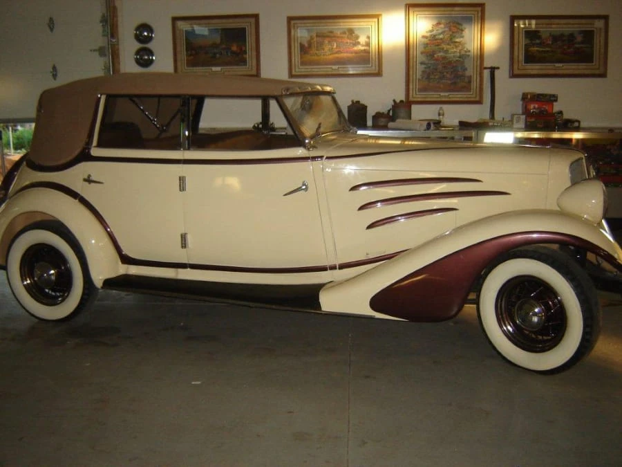 1934 Auburn Eight - Image 6 of 8