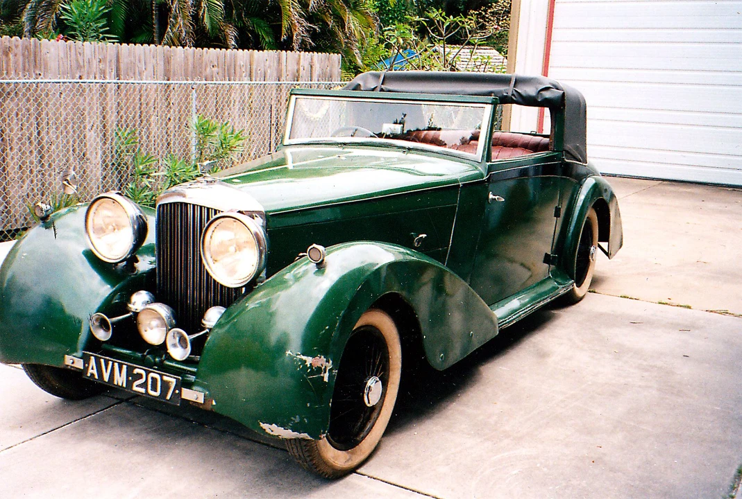 1934 Bentley 3 1/2 Litre - Image 2 of 2