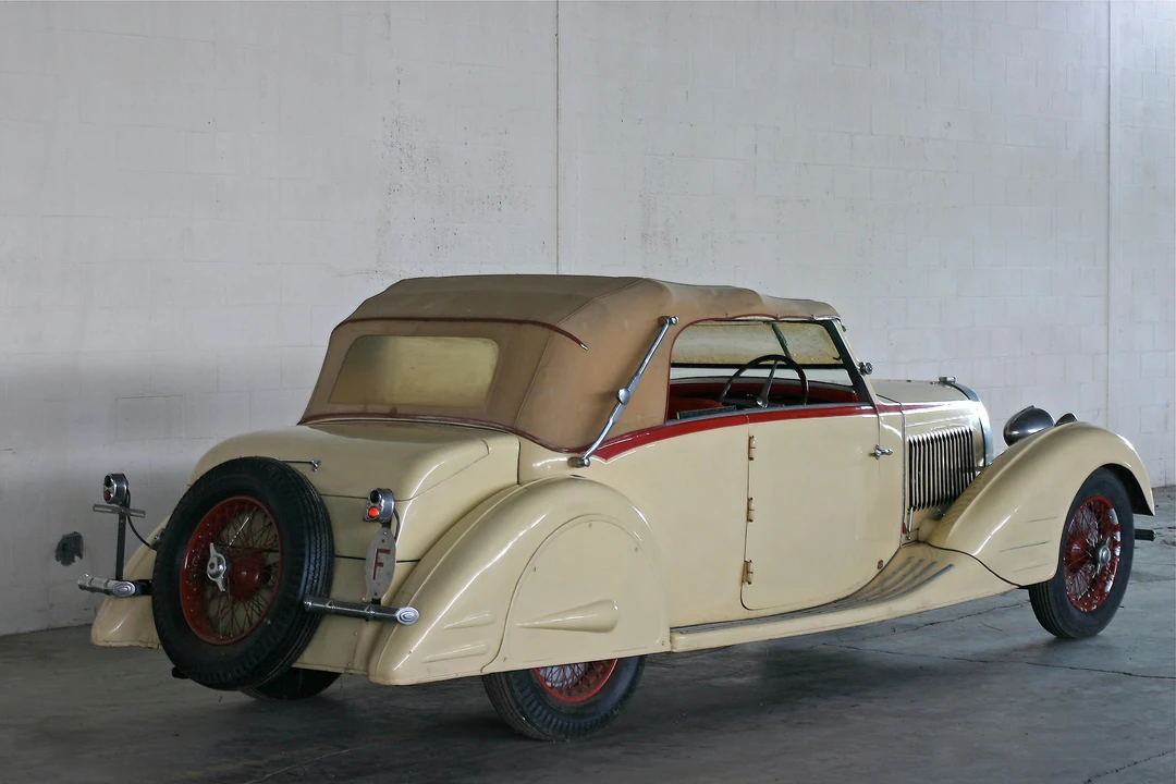 1934 Bugatti - Image 2 of 28