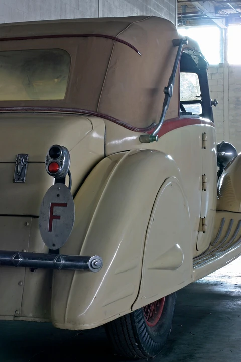 1934 Bugatti - Image 9 of 28