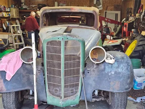 1934 Buick Coupe