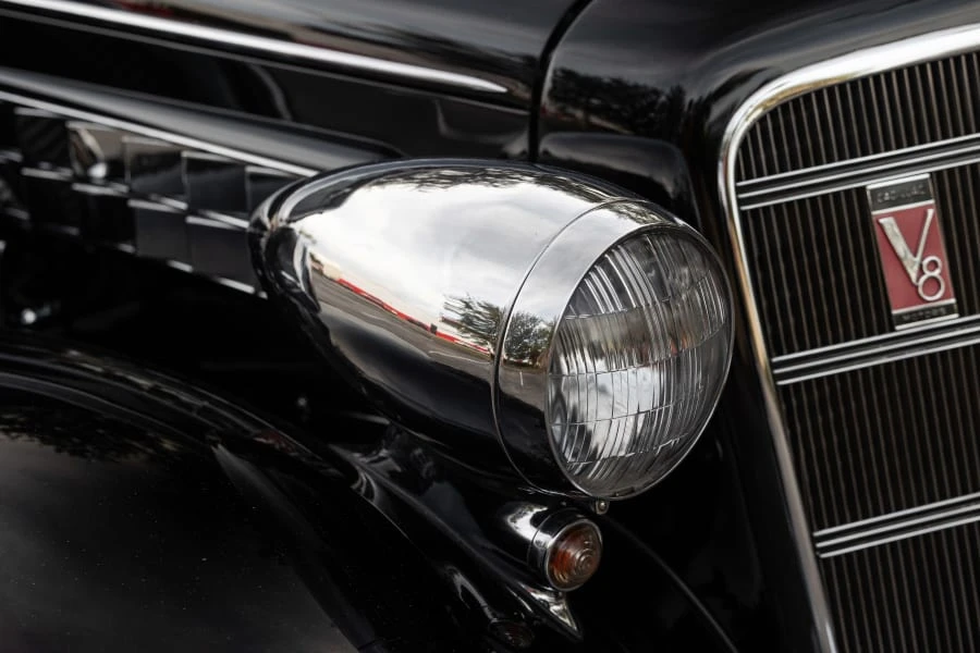 1934 Cadillac V-12 - Image 8 of 24