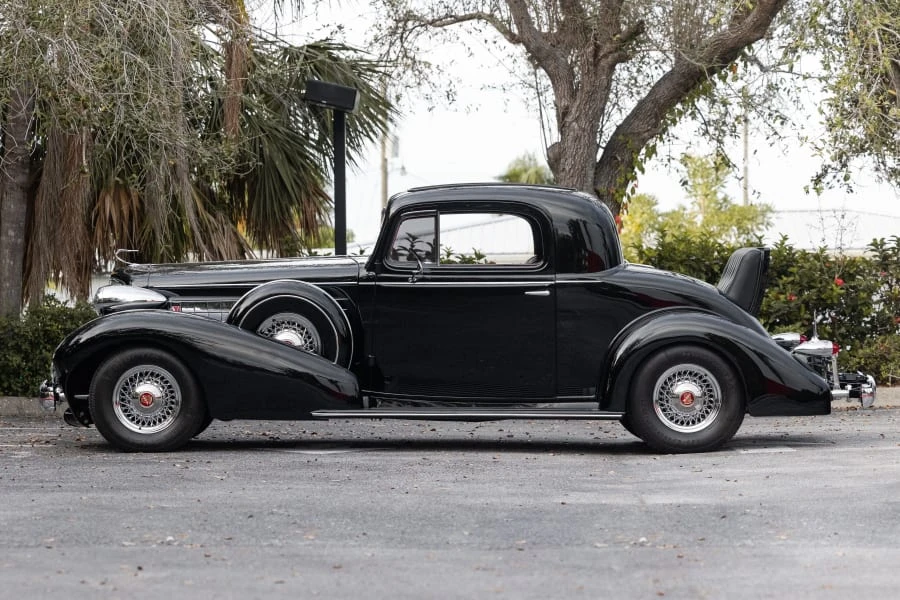 1934 Cadillac V-12 - Image 6 of 24