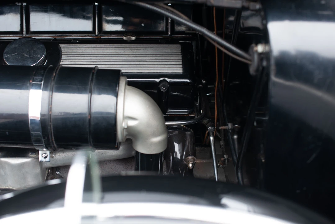 1934 Cadillac V-12 - Image 22 of 31