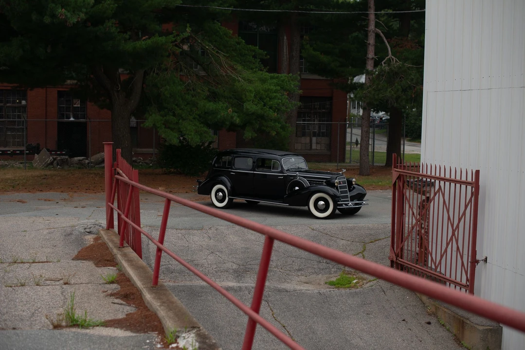 1934 Cadillac V-12 - Image 7 of 31