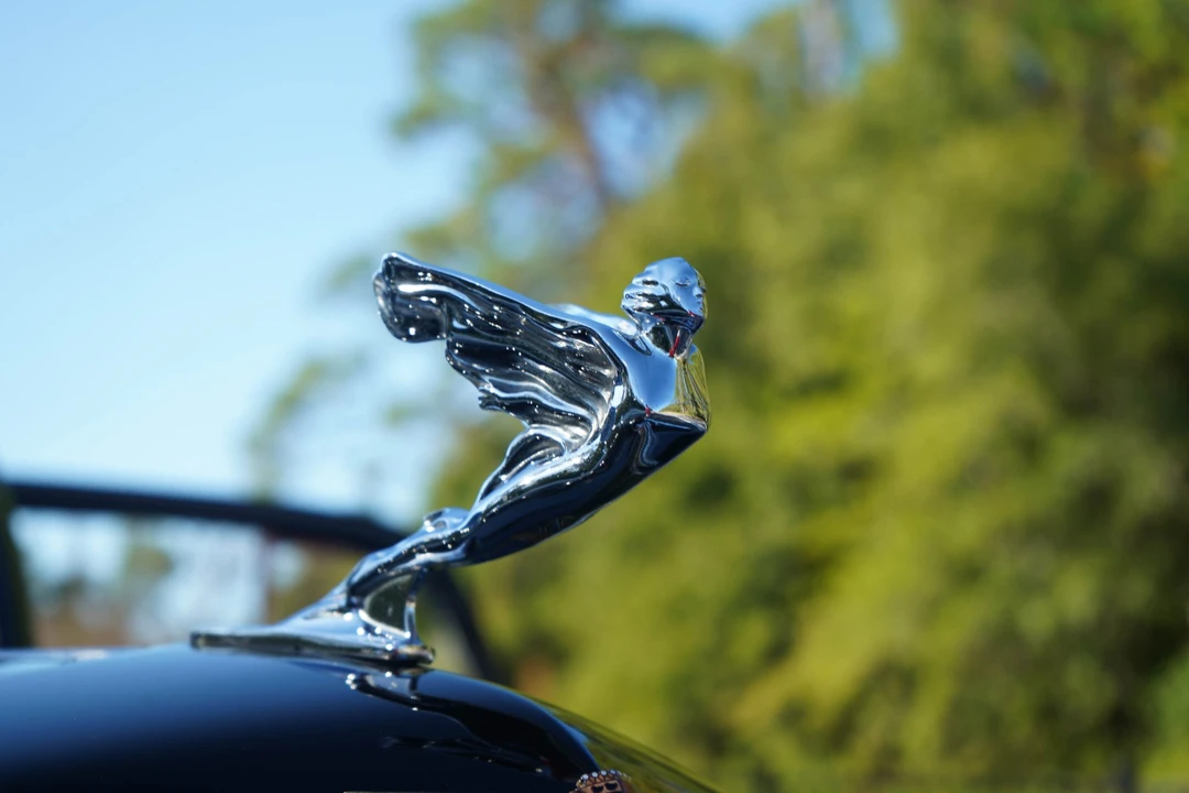 1934 Cadillac V-12 - Image 16 of 31