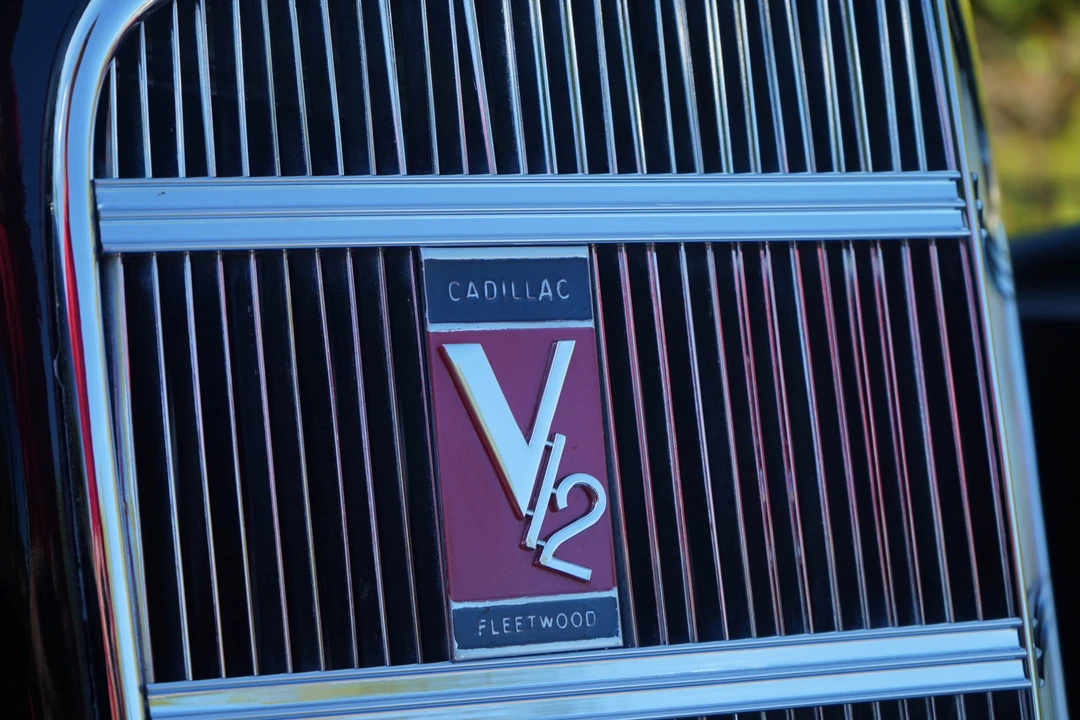 1934 Cadillac V-12 - Image 25 of 31
